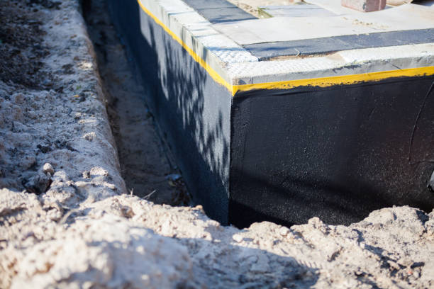 Flood containment and hydraulic sealing in Boston, IN